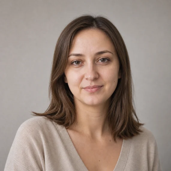 Ольга Тихонова, контент-менеджер ВЕБЗОНА